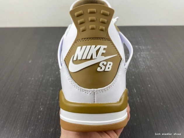 Reps LUCY DR5415-120 Jordan SB 4 Retro 0820
